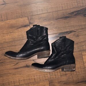 Women's Authentic Frye Short Boots